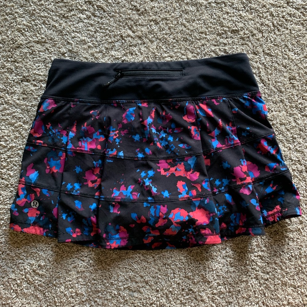 Size 4 EUC Lululemon Pace Rival Skirt
